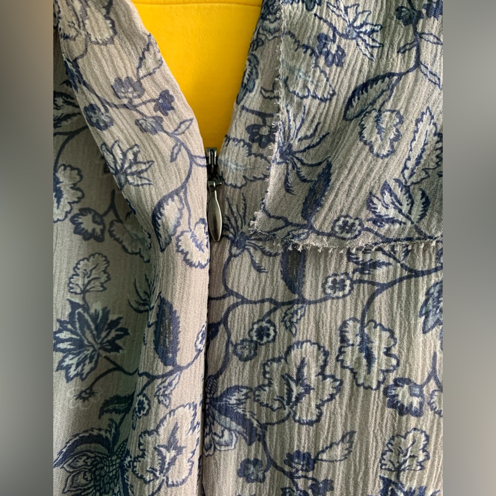 Elie Tahari floral chiffon dress, size 4 - Picture 3 of 7